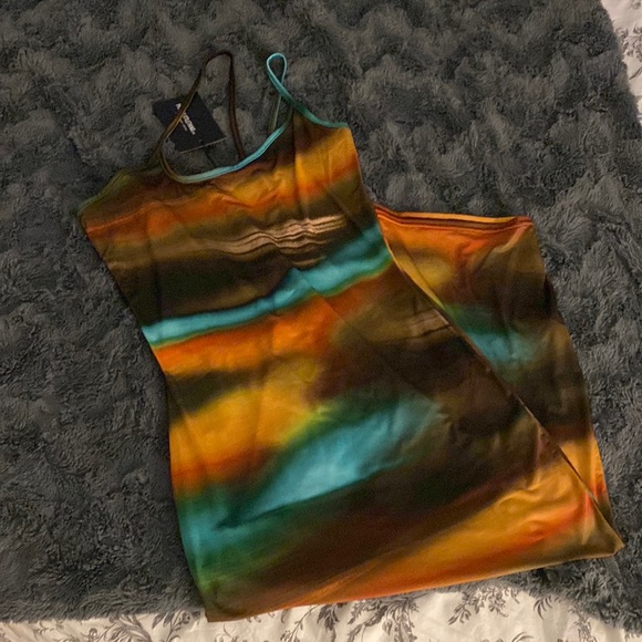 Pretty little thing Multi Abstract Print Slinky Asymmetric Strap Midaxi - Picture 3 of 6